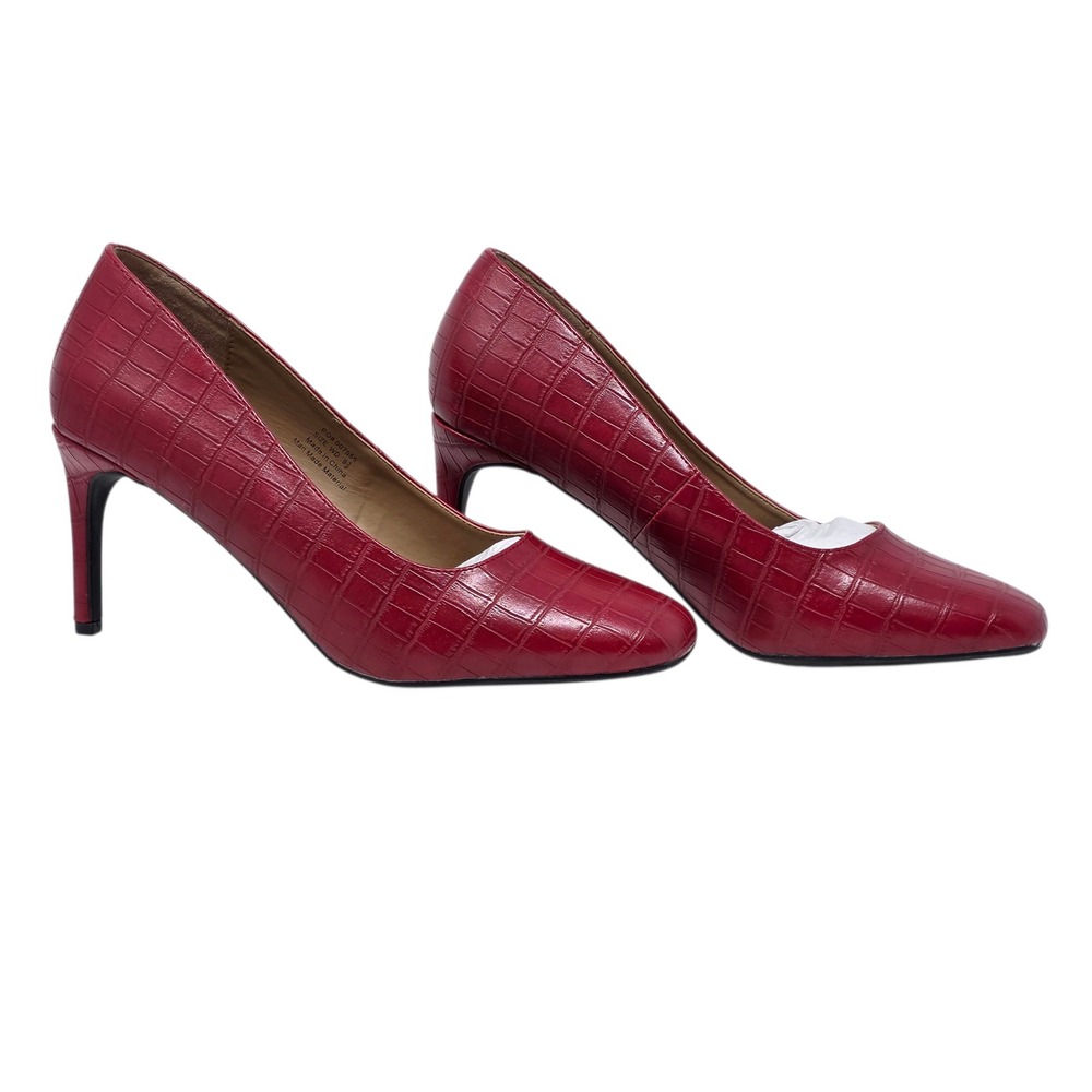 Journee Collection Monalee Red Croc Embossed Square Toe‎ Mid Heel Pumps 9.5 Wide